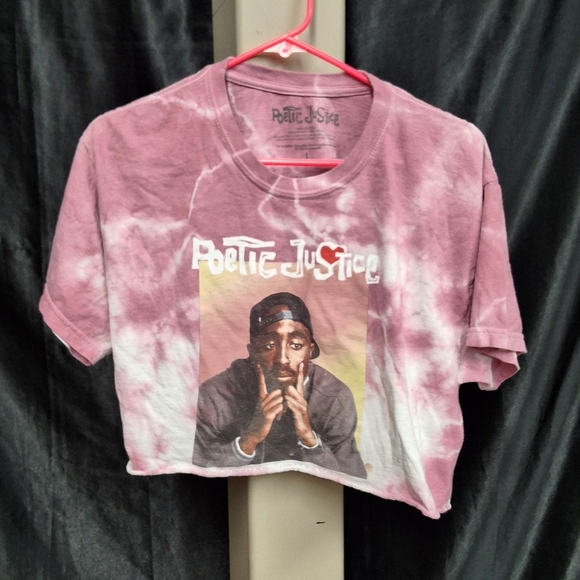 Adidas Gray Crop Top Stylish and Comfortable - Picture 7 of 7